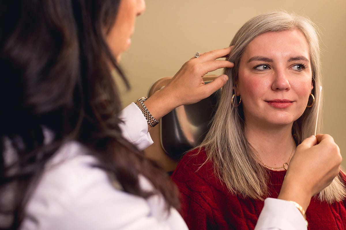 Patient and doctor before upper blepharoplasty in Chicago